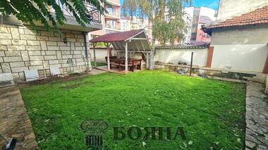 Închiriere - Casă în Hășove,  Ruse