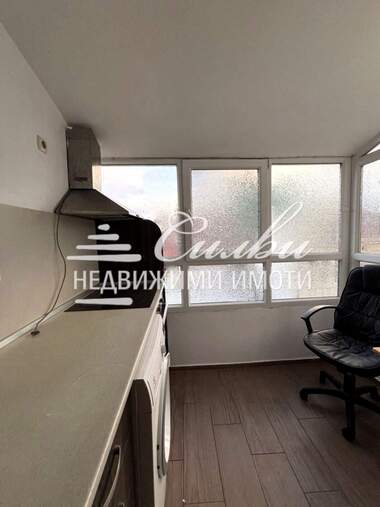For sale - Floor of a house in Center,  Shumen