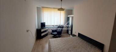 Închiriere - Apartament în Grivița,  Șumen