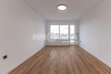 For sale - Apartment in Vazrajdane 2,  Varna