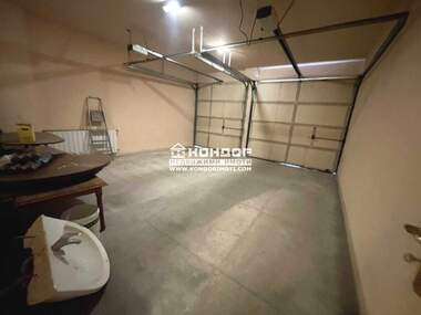 Продажба - Къща в Каменица 2,  Пловдив