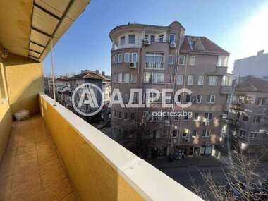 Închiriere - Apartament în Center,  Varna