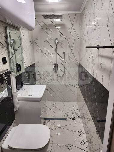Închiriere - Apartament în Bazar Levski,  Varna