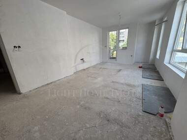 For sale - Apartment in Iujen,  Plovdiv
