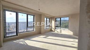 For sale - Apartment in Vazrajdane 1,  Varna