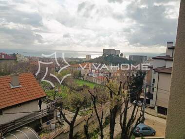 Продажба - Апартамент в Бриз,  Варна