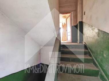 Verkauf - Etage von Haus in Nowi Pazar,  Schumen