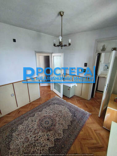Продажба - Апартамент в Център,  Търговище