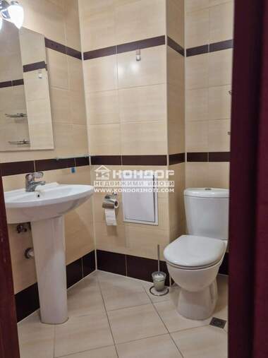 Închiriere - Apartament în Kărșiaka,  Plovdiv