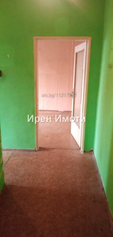 Vânzare - Apartament în Hale,  Iambol