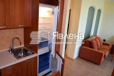 Продажба - Апартамент в Поморие,  Бургас