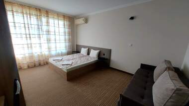 For sale - House in Mineralni Bani,  Haskovo