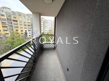 For sale - Apartment in Zona B-5-3,  Sofia
