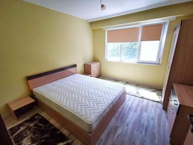 Închiriere - Apartament în Izgrev,  Burgas