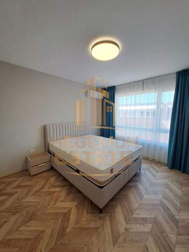 Продажа - Квартира в Център,  Варна