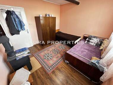 For sale - Floor of a house in Orel,  Razgrad
