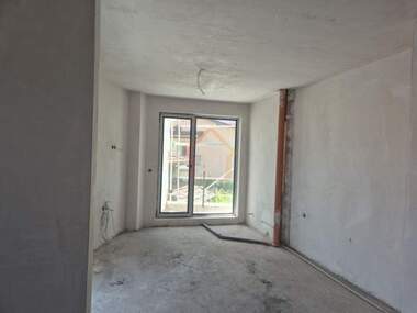 Vânzare - Apartament în Țentăr,  Vrața