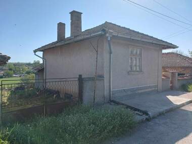 Продажа - Дом в Васил Левски,  Търговище