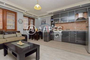 Продажба - Апартамент в Изгрев,  Бургас