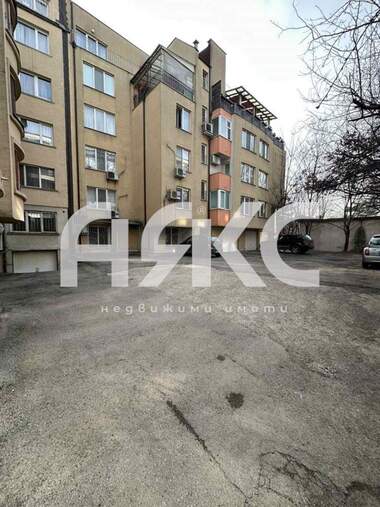 Продажба - Апартамент във Витоша,  София