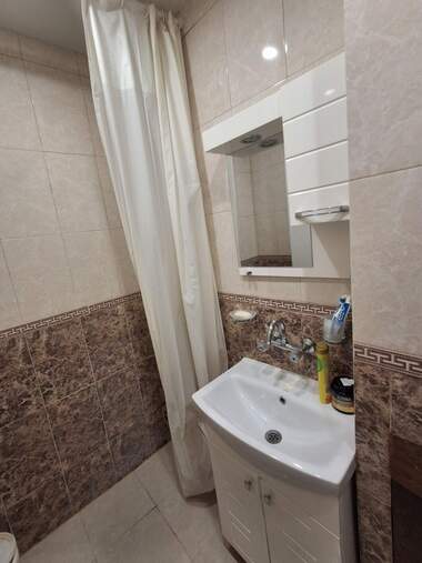 Verkauf - Wohnung in Mladost,  Wraza