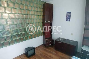 Vânzare - Apartament în Hale,  Iambol