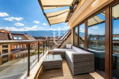 Închiriere - Apartament în Vitoșa,  Sofia