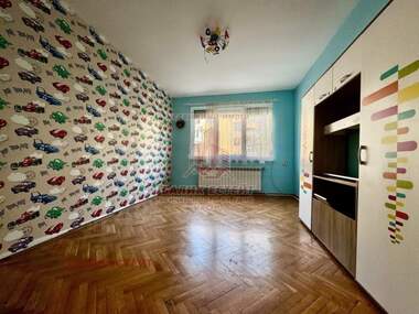 For sale - Apartment in Center,  Dobrich