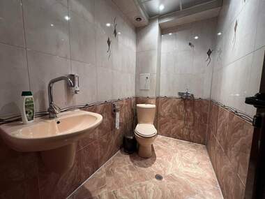 Satış - Ofis/Dükkan/Depo/Güzellik salonu/Yer/Diş ofisi olarak Vitoşa,  Sofia