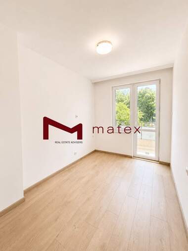 For sale - Apartment in Liatno kino Trakia,  Varna