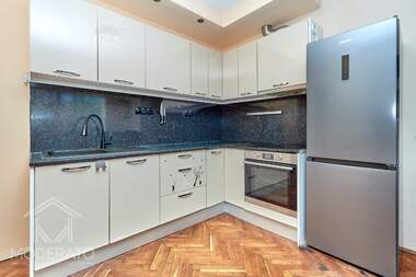 Vânzare - Apartament în Lazur,  Burgas