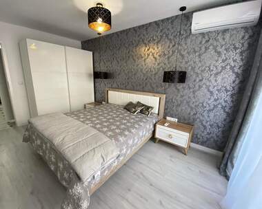 Închiriere - Apartament în Lazur,  Burgas
