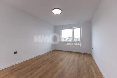 For sale - Apartment in Vazrajdane 2,  Varna