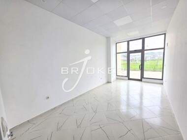 Miete - Büro in Zentar,  Kardjali