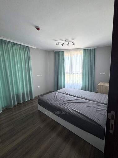 Închiriere - Apartament în Slaveîkov,  Burgas