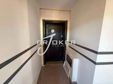 Vânzare - Apartament în Țentăr,  Kărdjali