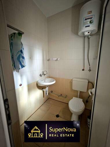 For rent - Office/Store/Beauty saloon/Dental office in Center,  Haskovo