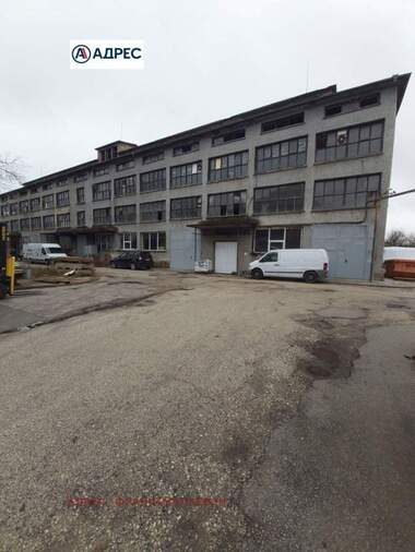 Vânzare - Depozit în Industrialna zona,  Pleven