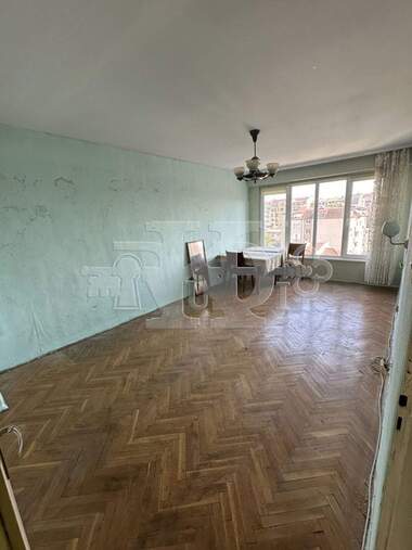 For sale - Apartment in Center,  Dobrich
