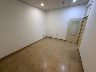 For rent - Office in Center,  Ruse