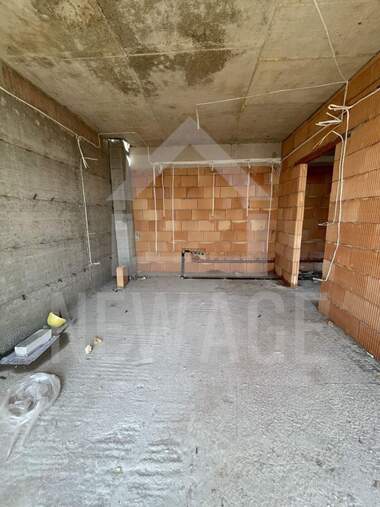 Vânzare - Apartament în Vinița,  Varna