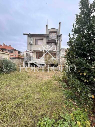 Satış - Ev olarak Karnobat,  Burgas
