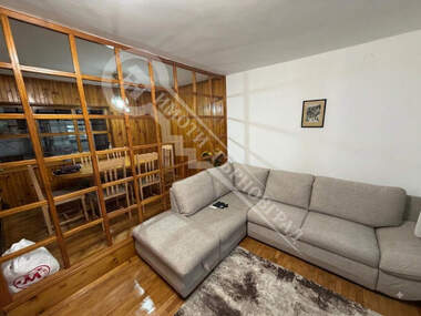 Închiriere - Apartament în Stara ceast,  Veliko Tărnovo