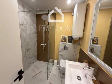 For sale - Apartment in Center,  Varna