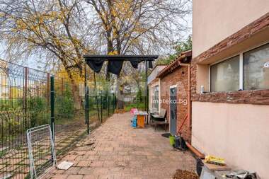 For sale - Office in Trakia,  Plovdiv