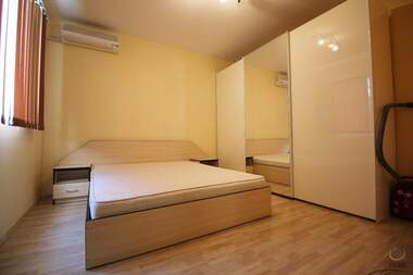Închiriere - Apartament în Izgrev,  Burgas