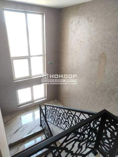 Продажба - Апартамент в Остромила,  Пловдив