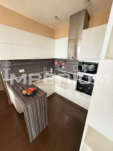 For rent - Apartment in Manastirski rid,  Varna