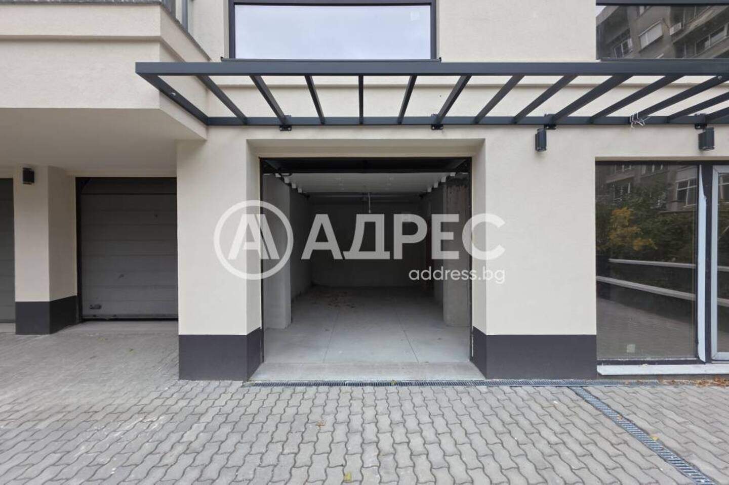 Parking spot in Banishora, Sofia – photo 3