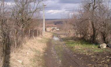 Vânzare - Casă în Sărneț,  Dobrice